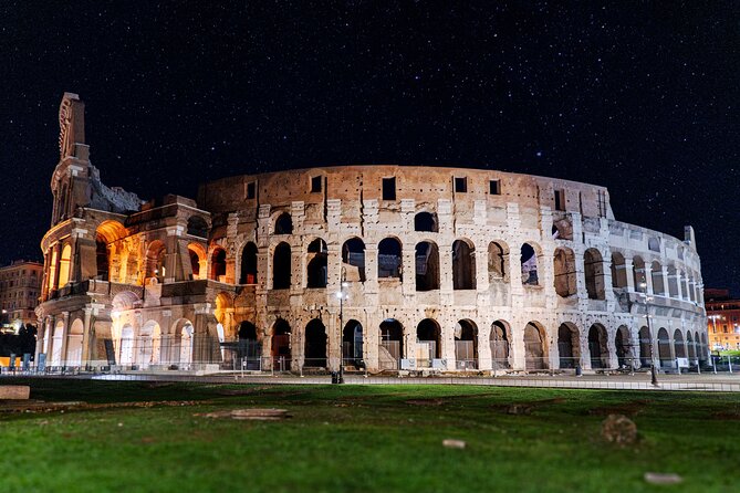 Rome After Dark: Explore the Eternal City Under the Moonlight - Piazza Venezia and the Altare della Patria