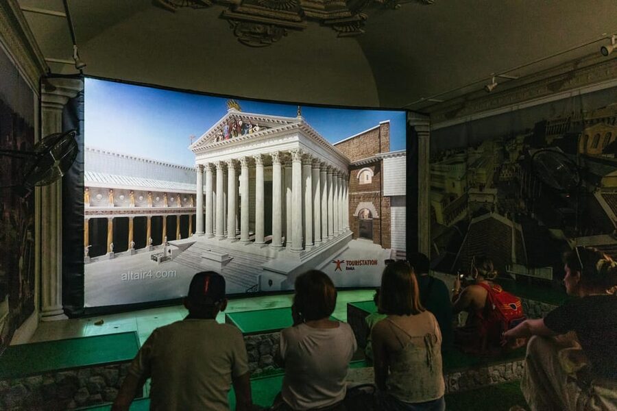 Rome: Altar of the Fatherland Elevator and Museum Tickets - Palazzo Venezia and the changing shape of Rome
