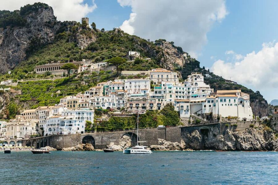 Rome: Amalfi Coast & Positano Day Trip with Coastal Cruise - What the guides add to a busy schedule