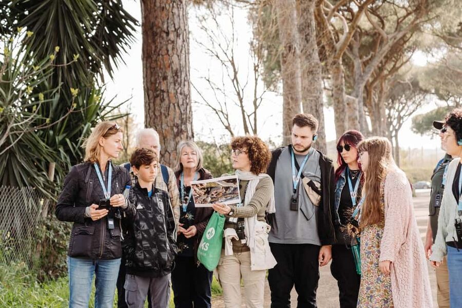 Rome: Appian Way, Aqueducts, and Catacombs Tour - Entering San Sebastiano or Domitilla at Closing Time
