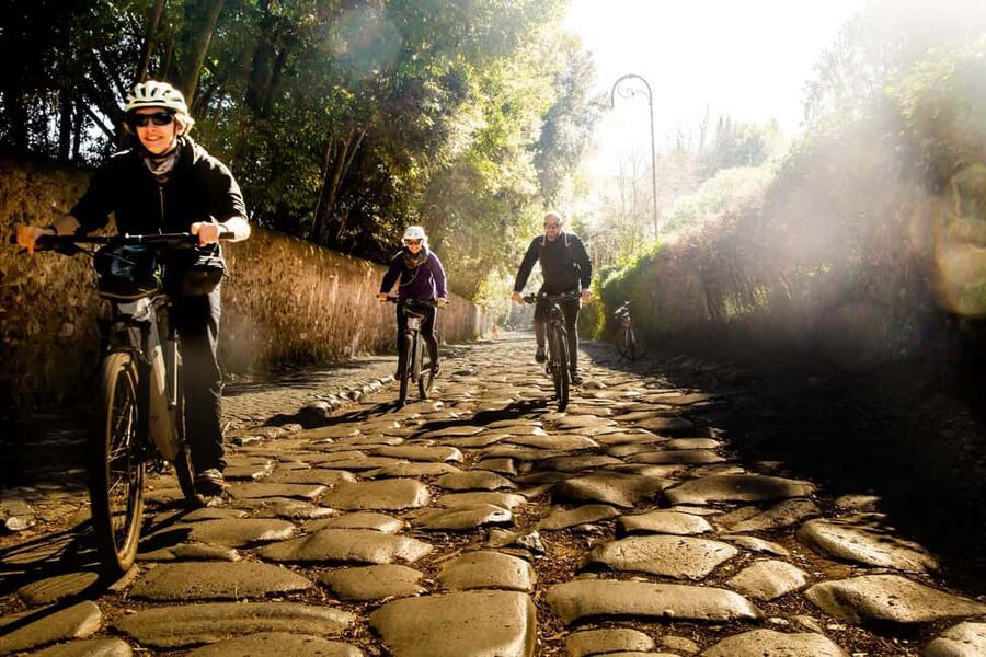 Rome: Appian Way Aqueducts Bike Tour (UPG Catacombs & Lunch) - Why this is a different side of Rome