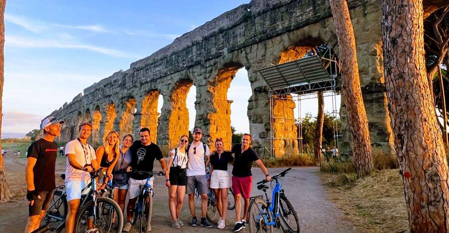 Rome: Appian Way & Catacomb Sunset E-bike Tour with Aperitif - St. Callixtus Catacombs and the underground Roman world