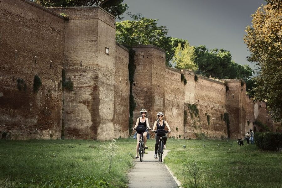Rome: Appian Way, Catacombs, & Roman Aqueducts E-bike Tour - The final Roman views and the ride back