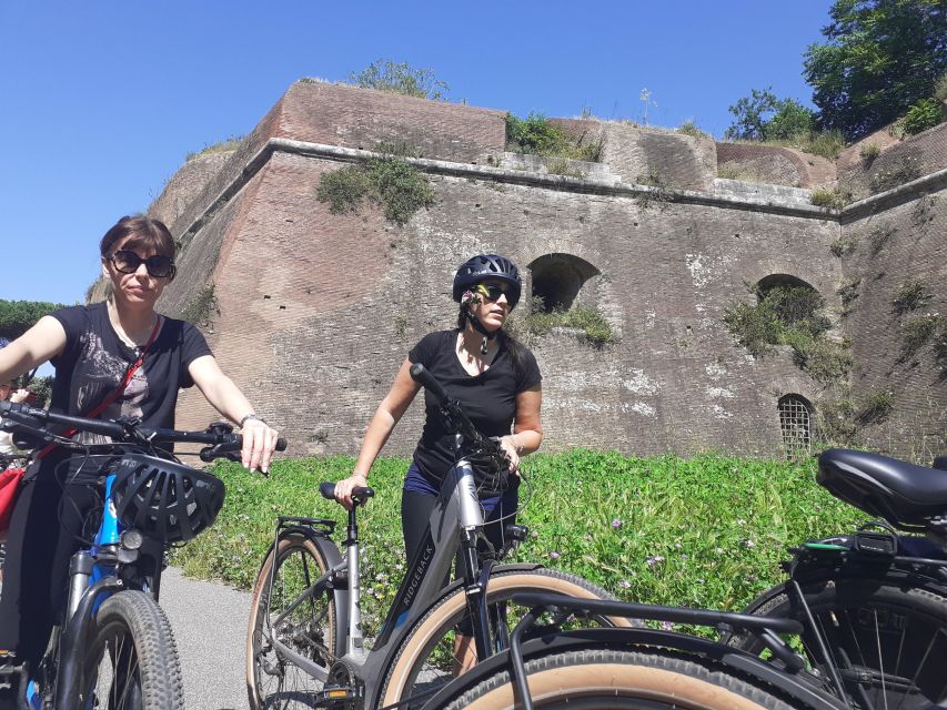 Rome: Appian Way E-Bike Tour Catacombs, Aqueducts & Picnic - The Tomb of Cecilia Metella