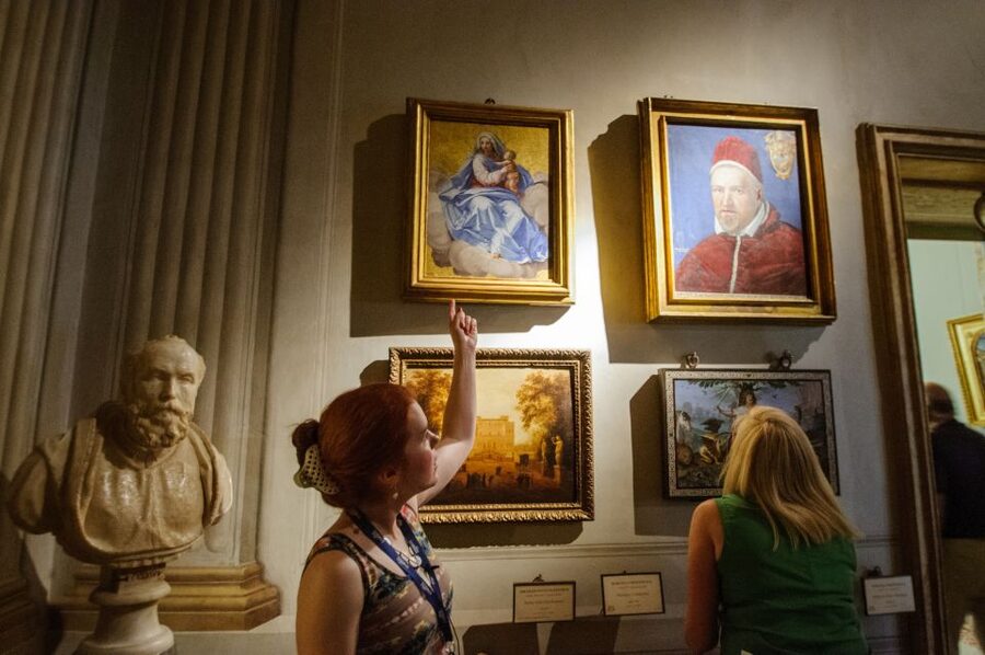Rome: Borghese Gallery and Gardens Guided Small-Group Tour - The villa setting and Cardinal Borghese’s collecting