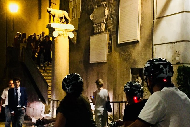 Rome by Night - Ebike Small Group Tour - Food and Wine (Option) - The historic center by bicycle