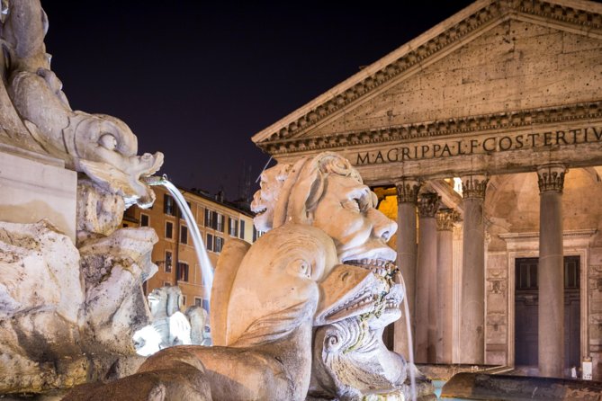 Rome by Night Walking Tour - Legends & Criminal Stories - Crossing the Tiber and hearing a haunted bridge tale