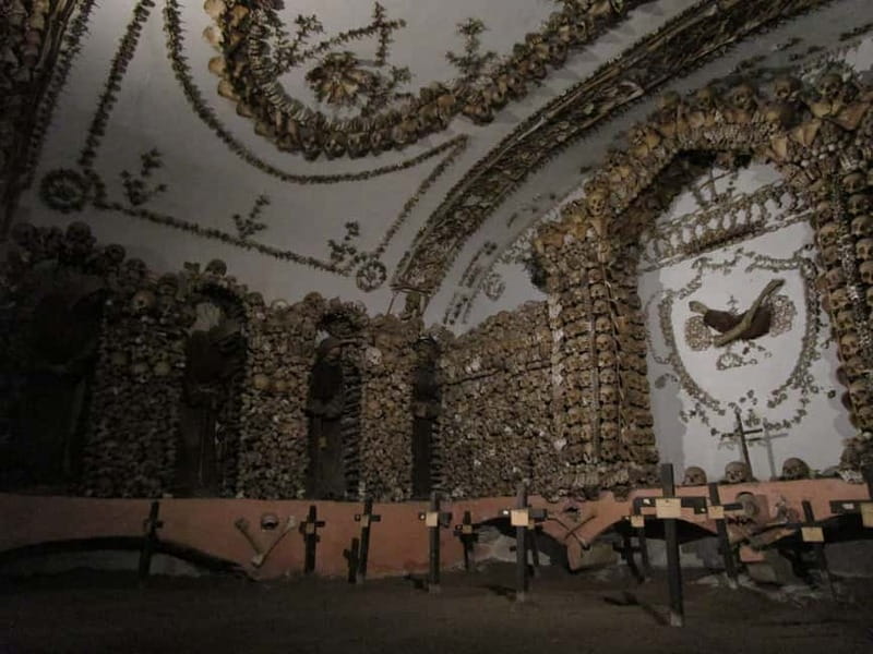 Rome: Capuchin Crypts Skip-the-Line Ticket and Tour - Why the Capuchin Crypt is unlike other sights in Rome