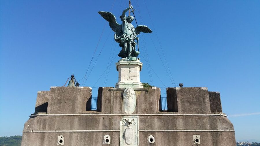 Rome: Castel Sant’Angelo Skip-the-Line Ticket & Audio Guide - The papal corridors and defensive past