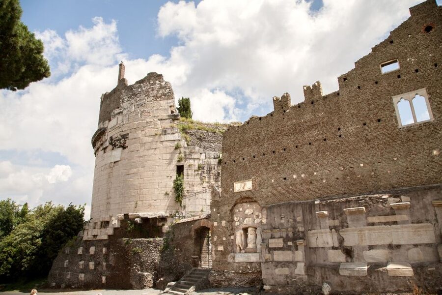 Rome: Catacomb of St. Callixtus and Appian Way Guided Tour - Should you book the St. Callixtus and Appian Way tour?
