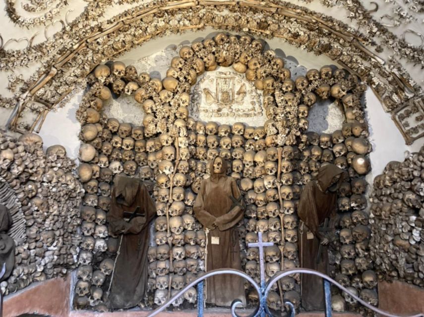 Rome: Catacombs and Capuchin Crypt Guided Tour with Transfer - Why Rome’s underground world is worth your morning