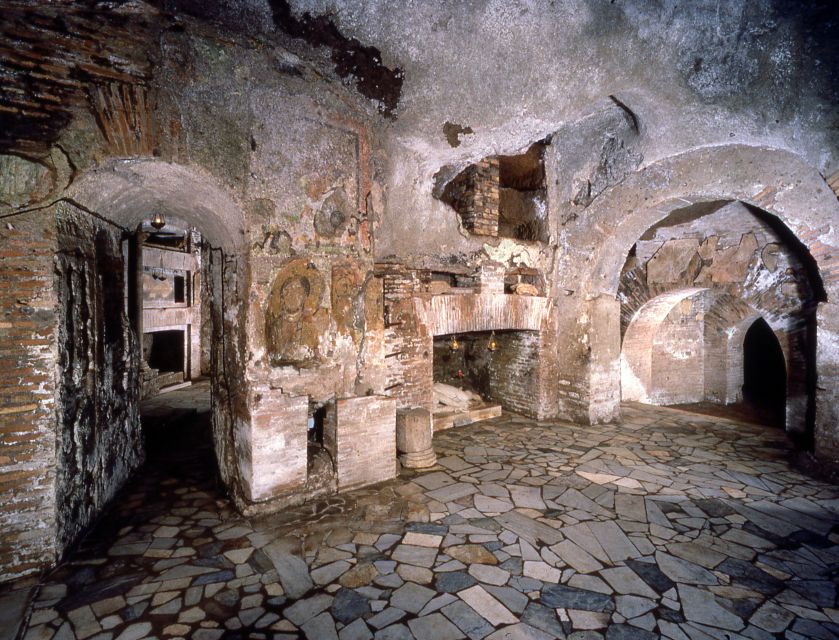 Rome: Catacombs of St. Callixtus Entry Ticket & Guided Tour - Meeting your guide beneath the Appian Way