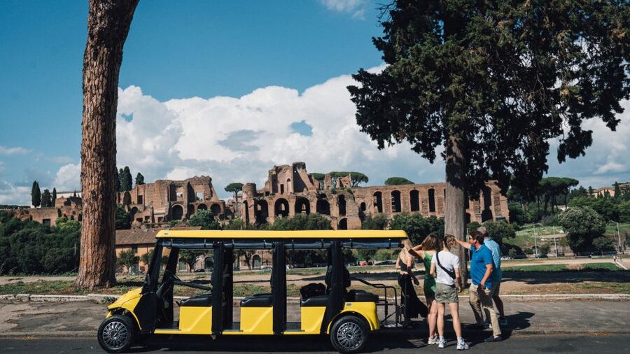 Rome: City Highlights Golf Cart Tour with Local Guide - Why a golf cart makes sense in Rome