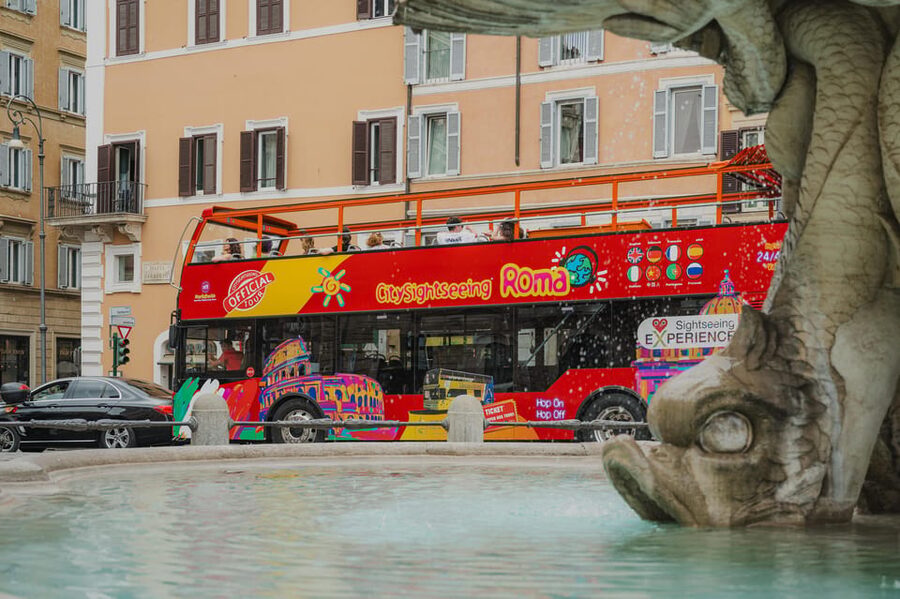 Rome: City Sightseeing Hop-on Hop-off Bus with Audioguide - Why the bus works well in Rome