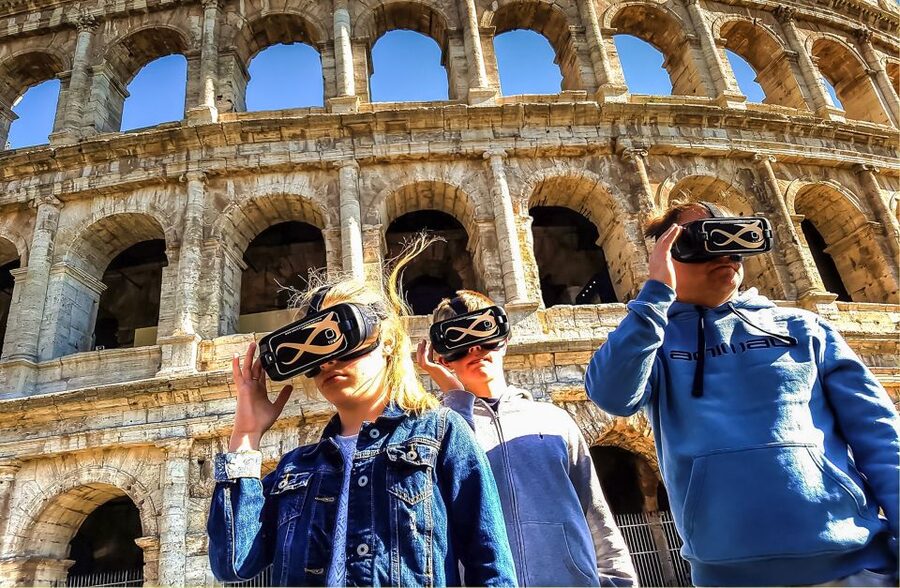 Rome: Colosseum Access and Self-Guided Virtual Reality Tour - Adding the Roman Forum and Palatine Hill