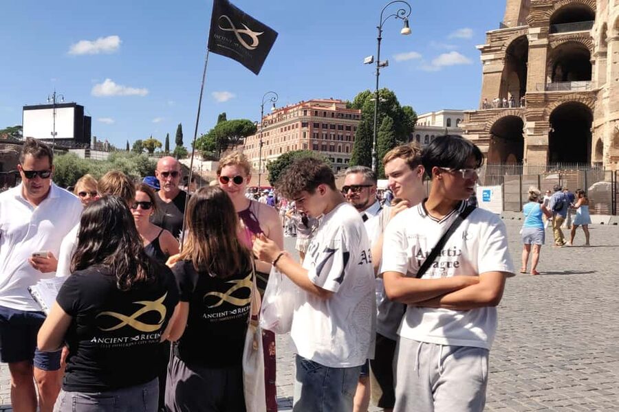 Rome: Colosseum Access and Self-Guided Virtual Reality Tour - Should you book the Colosseum VR tour?