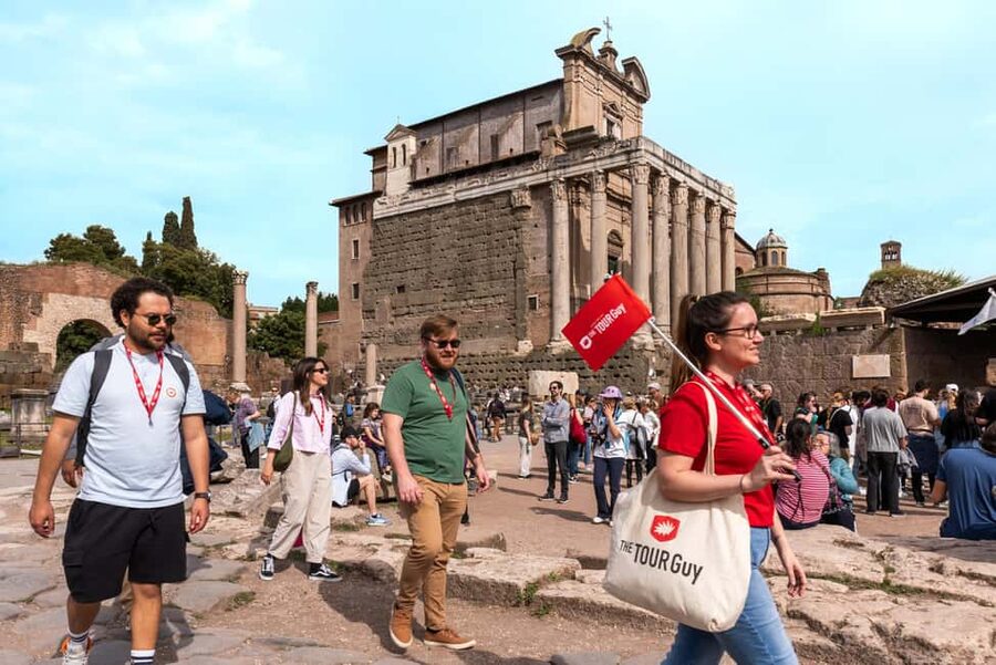 Rome: Colosseum, Forum, and Palatine Tour - Palatine Hill and Rome from above