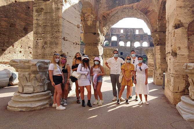 Rome: Colosseum Guided Tour with Roman Forum and Palatine hill - Entering the Colosseum with a guide