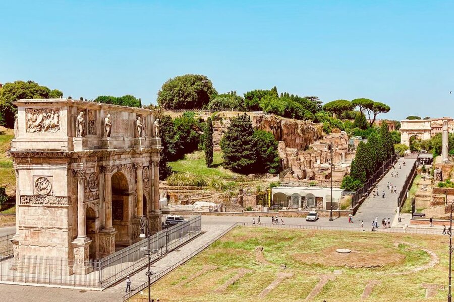 Rome: Colosseum, Palatine Hill and Roman Forum Guided Tour - Who should book this Rome tour?