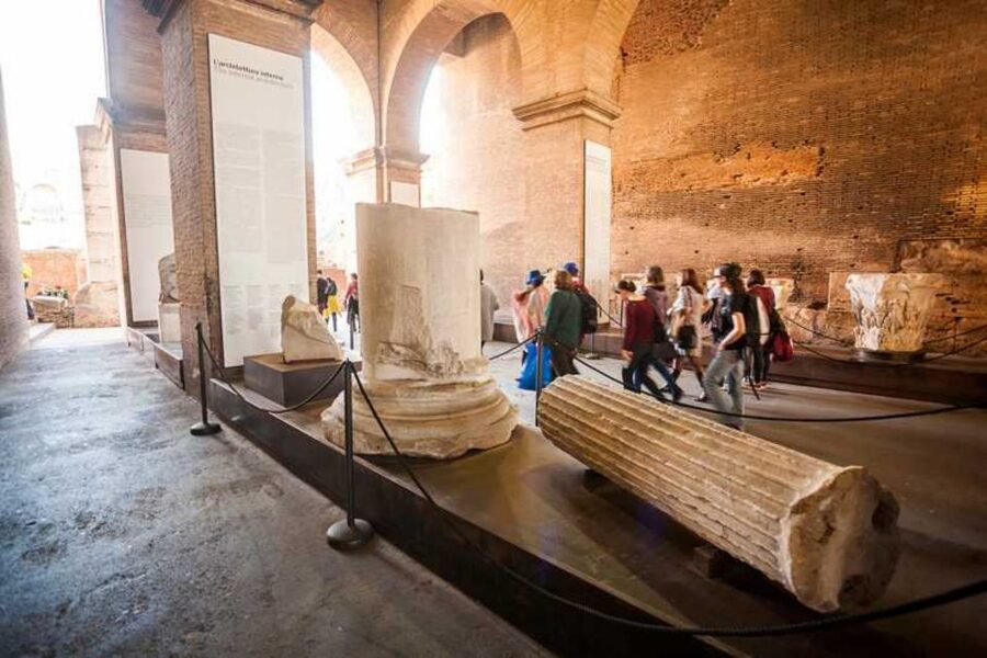 Rome: Colosseum, Palatine & Roman Forum Tour w/Entry Ticket - Meeting at Largo Gaetana Agnesi