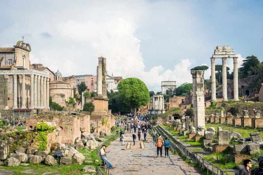 Rome: Colosseum, Roman Forum and Palatine Hill Group Tour - Palatine Hill and the view over the Forum