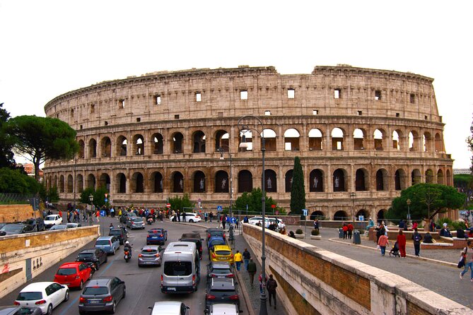 Rome: Colosseum, Roman Forum & Palatine Hill Experience - Roman Forum: take time along the Via Sacra