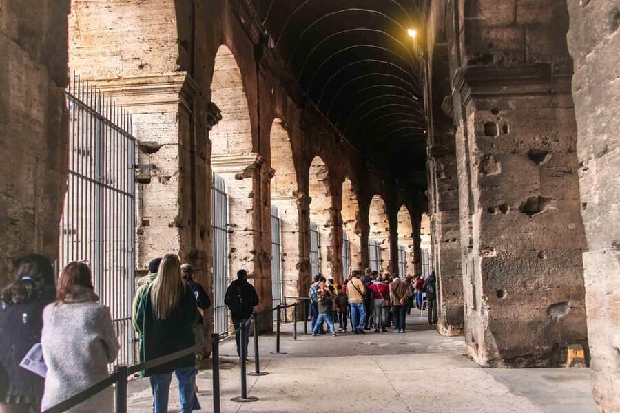 Rome: Colosseum, Roman Forum & Palatine Hill Guided Tour - Weather, Timing, and What to Carry