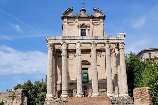 Rome: Colosseum, Roman Forum & Palatine Hill Visit + Audio Guide - Walking the Roman Forum after the Colosseum