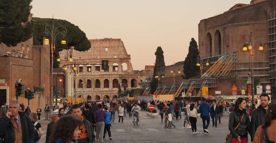 Rome: Colosseum, Roman Forum & Trajan's Market Exterior Tour - What This Exterior Rome Tour Actually Covers