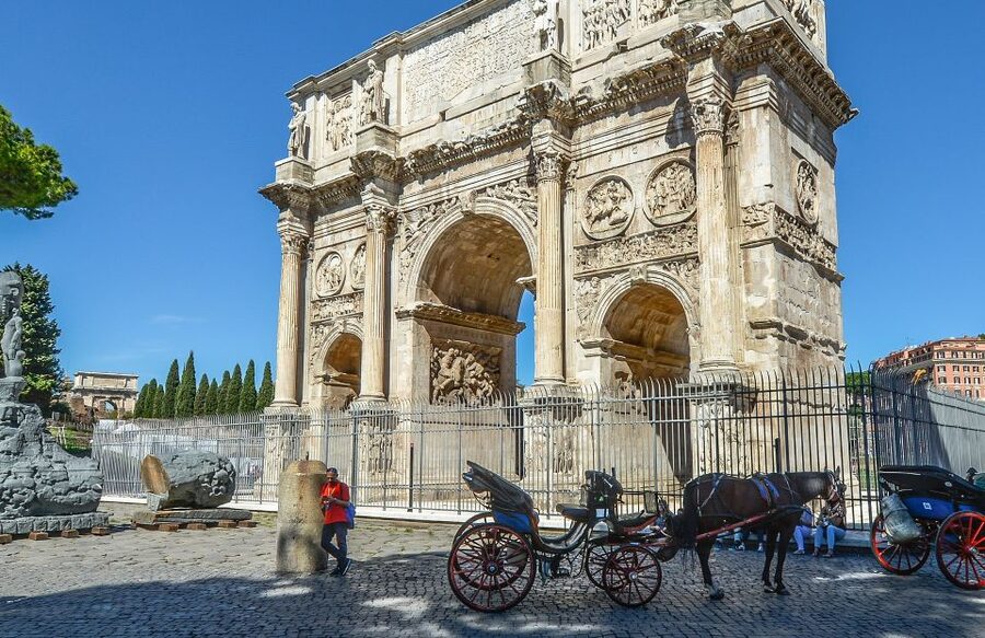 Rome: Colosseum, Roman Forum & Trajan's Market Exterior Tour - Starting With the Colosseum’s Exterior