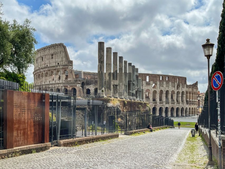 Rome: Colosseum Tour with Access to the Gladiator Arena - The podium and the best views