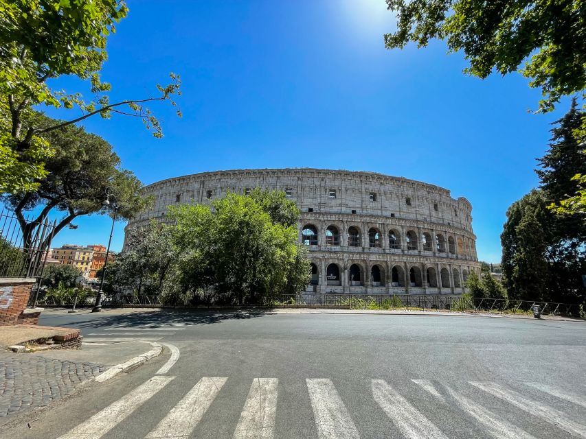 Rome: Colosseum Tour with Access to the Gladiator Arena - Your extra 30 minutes inside
