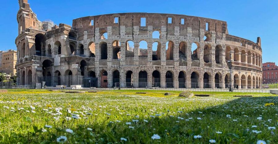 Rome: Colosseum Tour with Access to the Gladiator Arena - Roman Forum and Palatine Hill afterward