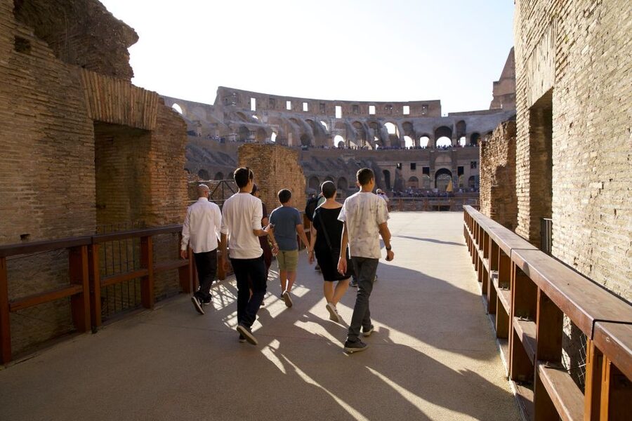 Rome: Colosseum Underground Small Group Guided Tour - Palatine Hill with Time to Wander