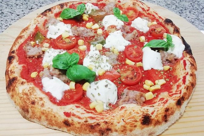 Rome Cooking Class: Make Pizza and Pasta with Wine & Dessert - How the teaching and group size affect the experience