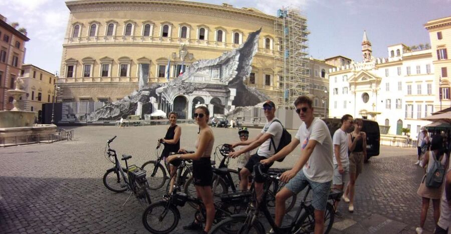 Rome: E-Bicycle Tour - Why an e-bike works well in Rome