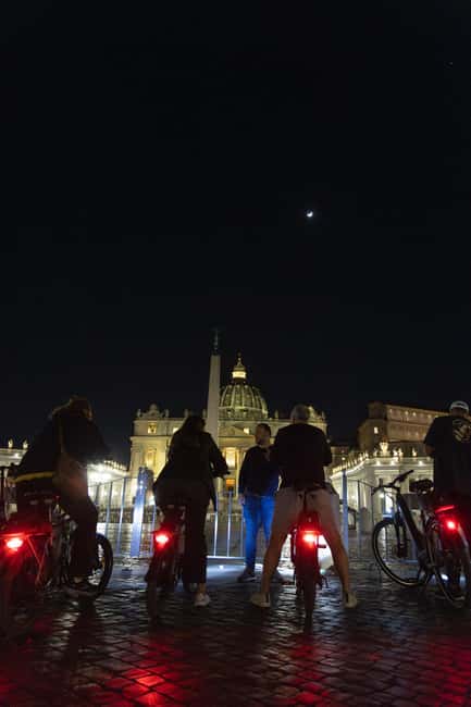 Rome: E-Bike Night Tour with Food and Wine Tasting - Trevi Fountain and Trajan’s Market