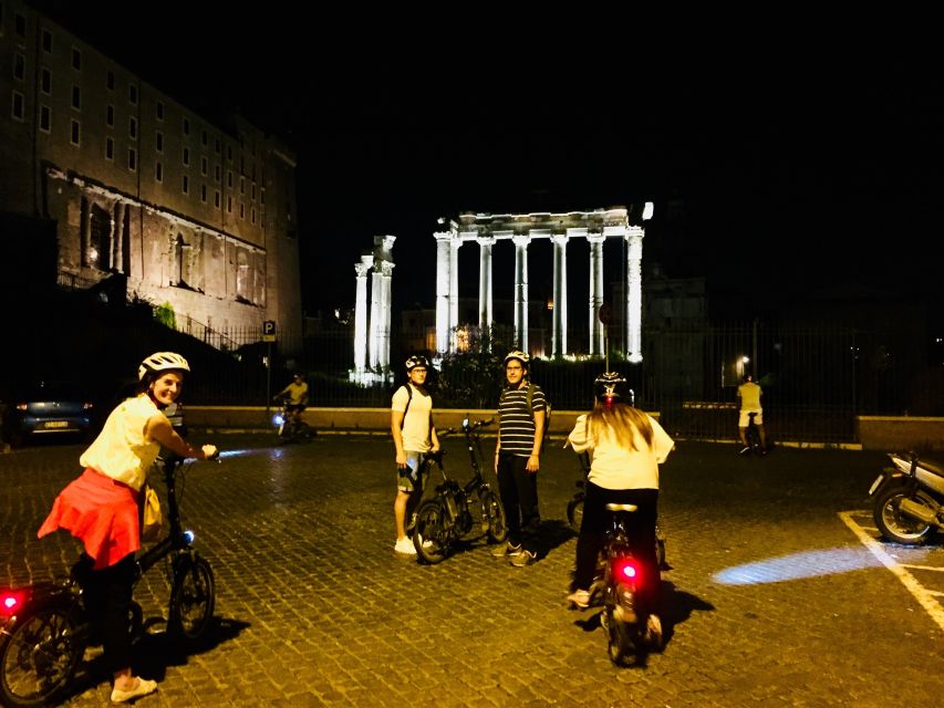 Rome: E-Bike Night Tour with Food and Wine Tasting - Finishing at the Colosseum after dark