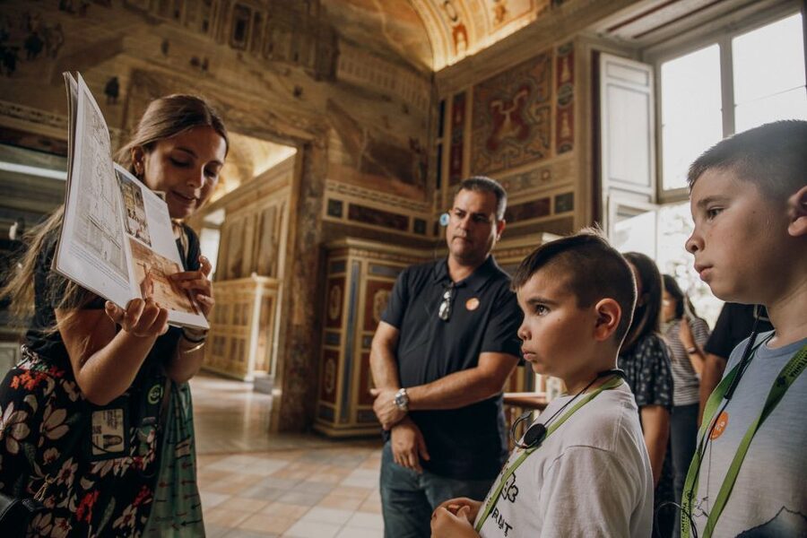 Rome: Early-Morning Vatican Museums and Sistine Chapel Tour - Who should choose this tour?