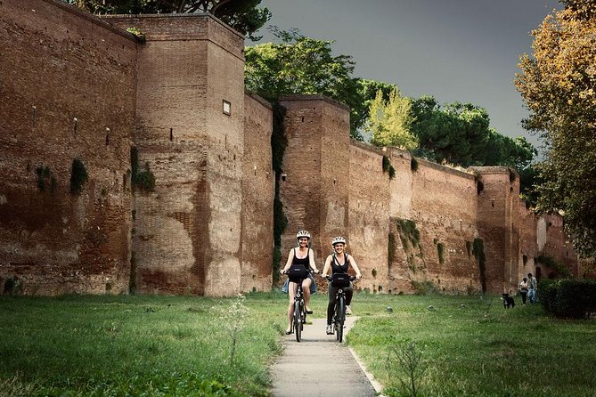 Rome EBike Tour: Appian Way, Catacombs & Roman Aqueducts - From Via Labicana to Porta San Sebastiano