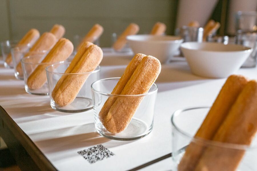 Rome: Fettuccine and Tiramisu Cooking Class with Wine - Who should book this class?
