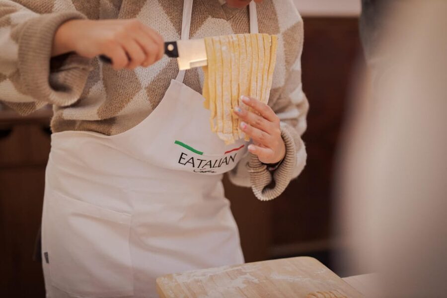 Rome: Fettuccine Pasta Cooking Class in Rome's City Center - The meal: your pasta, a restaurant-prepared sauce