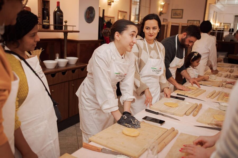 Rome: Fettuccine Pasta Cooking Class in Rome's City Center - Why the $46 price can be good value