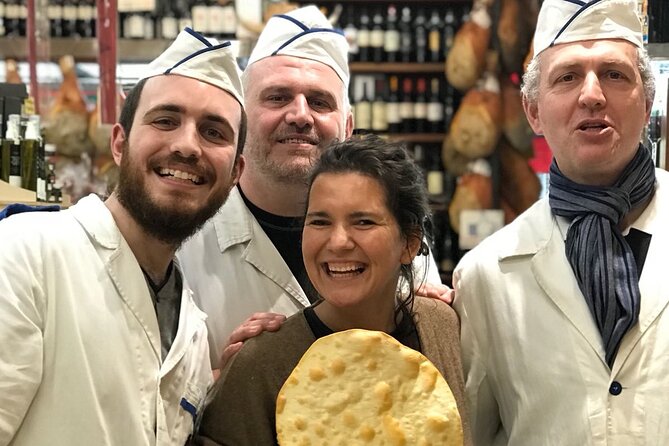 Rome Food Tour: Unlimited Tastings with Fine Wine & Barolo - Il Segreto supplies the Roman pasta course
