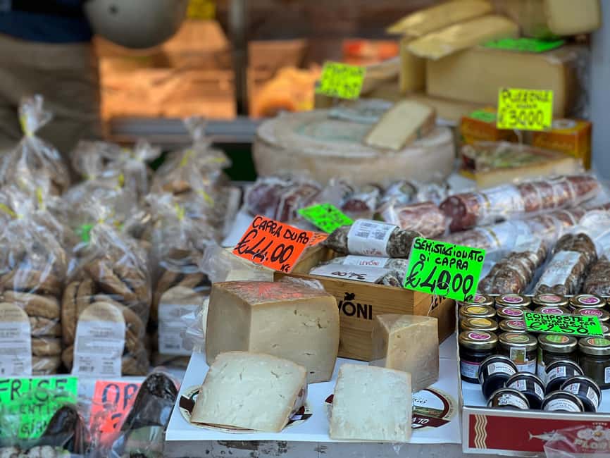 Rome: Food Tour with Unlimited Food and Barolo Wine - Handmade Roman pasta and Barolo at Il Segreto
