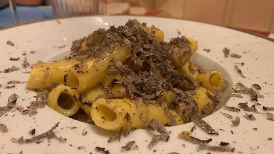 Rome: Food Tour with Unlimited Food and Barolo Wine - What the $86.44 price really covers