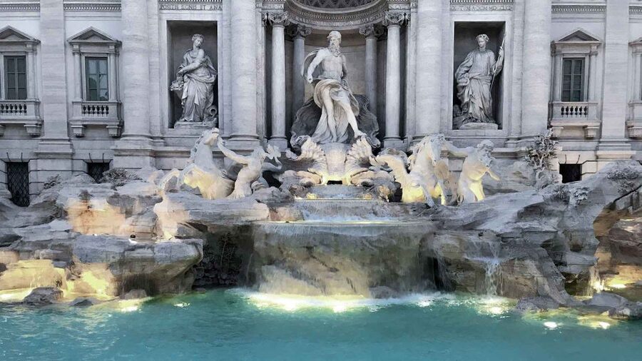 Rome: Guided City Center Evening Sightseeing Walking Tour - Trevi Fountain and the coin tradition