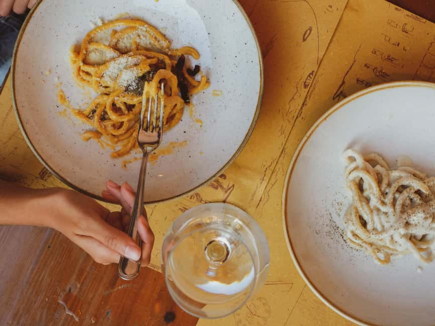 Rome: Guided Food Tour in Trastevere - Fiordiluna: ending with gelato