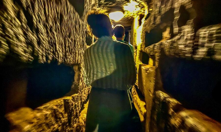 Rome: Guided Roman Catacombs Tour with Transfers - Frescoes, symbols, and burial customs