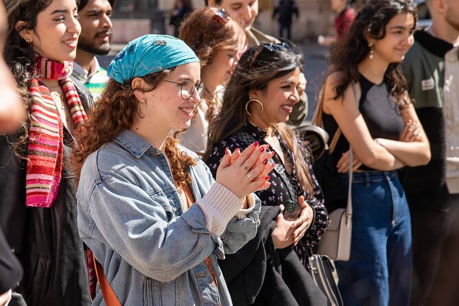 Rome: Guided Small Group Walking Tour of City Highlights - What the guides add to the walk